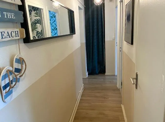 Superbe Au Calme Avec Parking Gratuit. Мериньяк